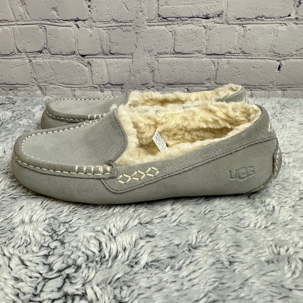 UGG Ansley Water Resistant Suede Slippers Gray Sheepskin Lining Size 7 Cozy - Picture 4 of 10
